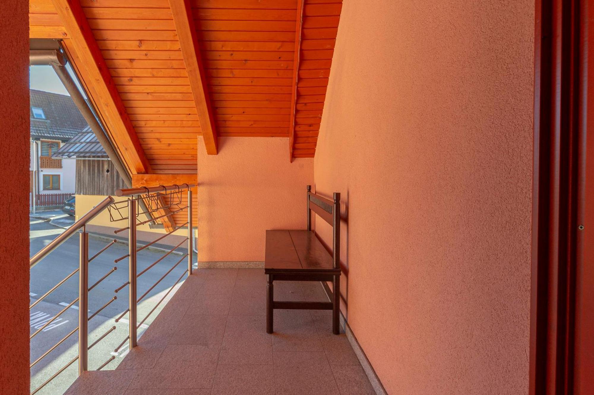 Apartment Pr' Kavac Ratece Bagian luar foto