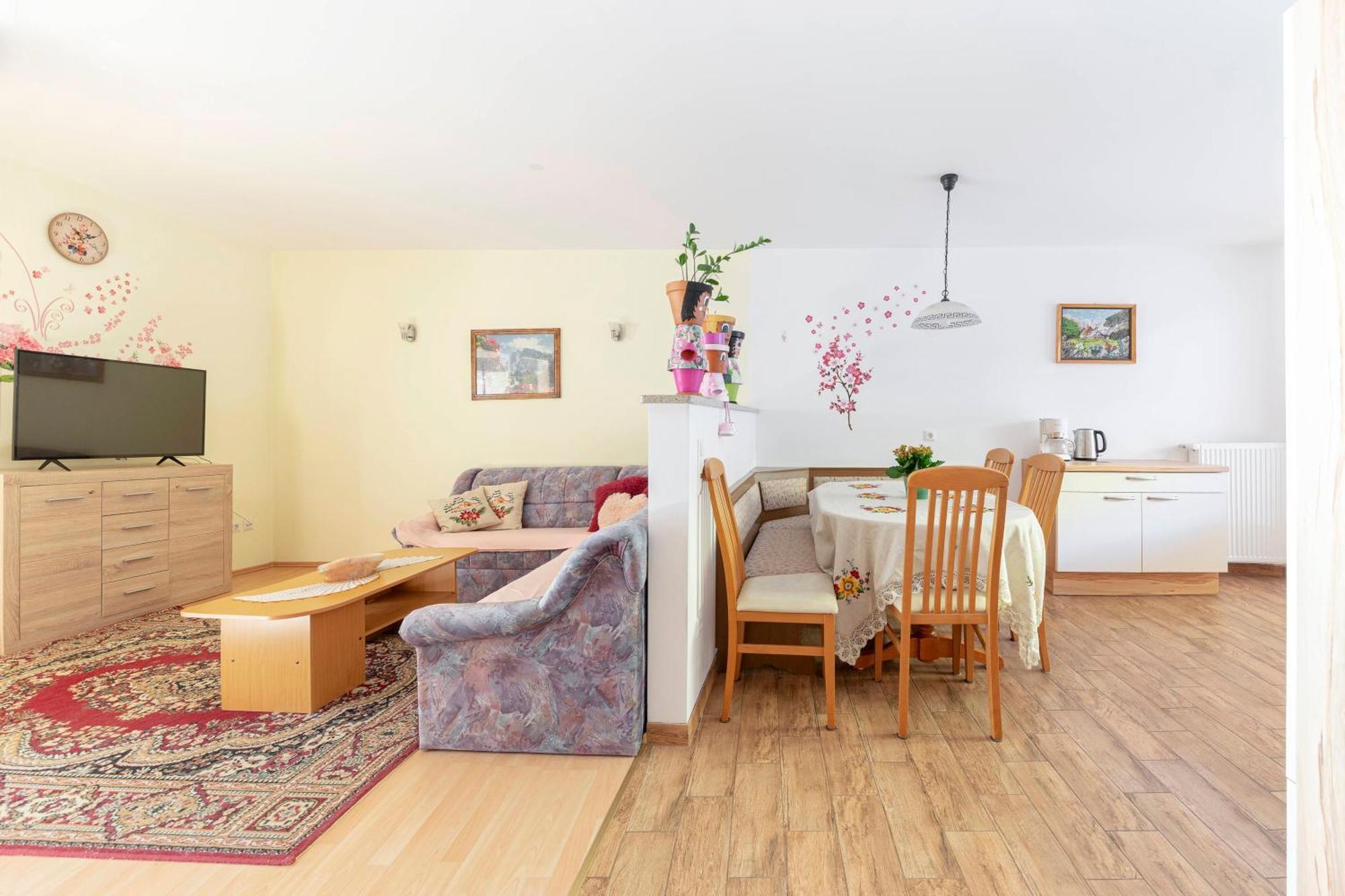Apartment Pr' Kavac Ratece Bagian luar foto